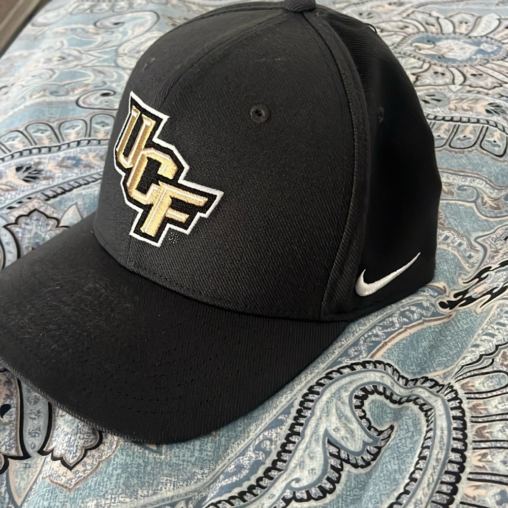 Nike UCF Fitted Hat